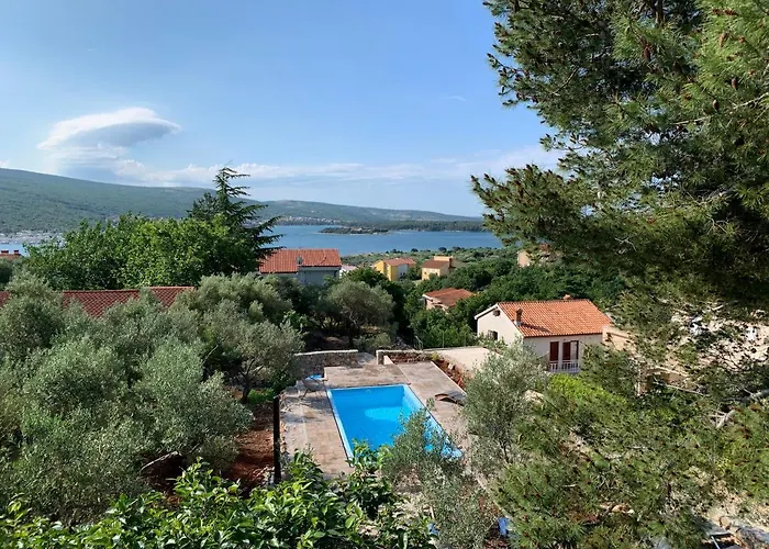 Lili Apartments, Sv Dunata 18